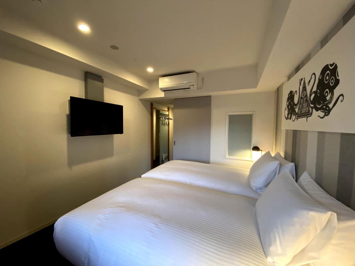 Umedaholic Hotel โอซาก้า ภายนอก รูปภาพ